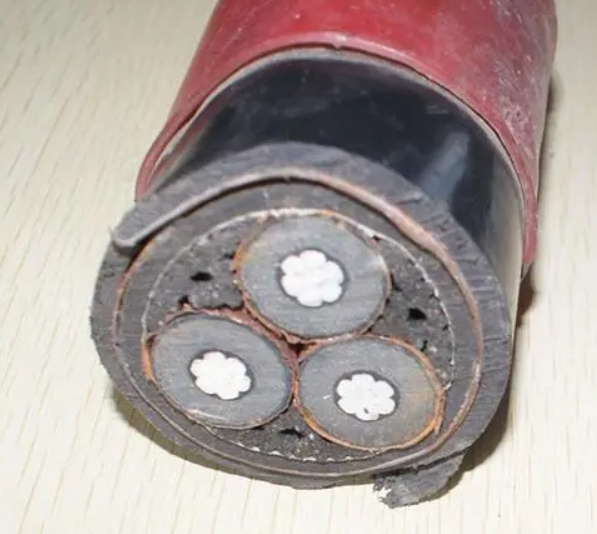 電線電纜應(yīng)用廣泛，具體有什么區(qū)別？.jpg