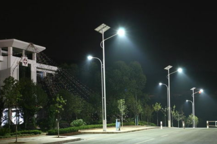  太陽能照明原理、組成及控制系統(tǒng)介紹.